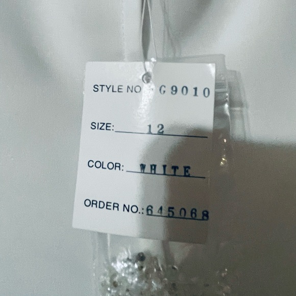 Flower Girl Dress from David’s Bridal. Size 12. - Picture 9 of 11